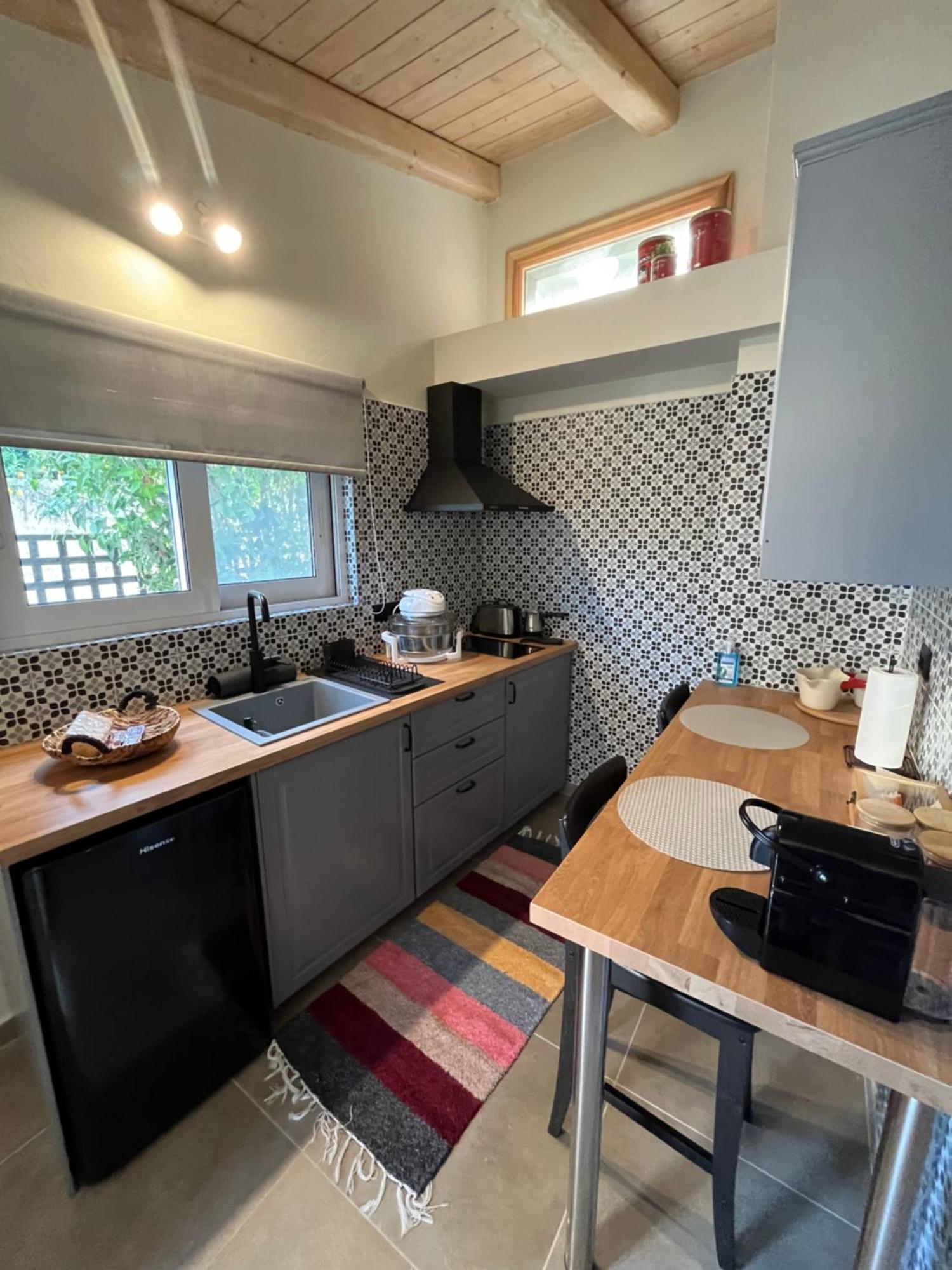 Nerita'S Country Houses Nea Tirins Bagian luar foto